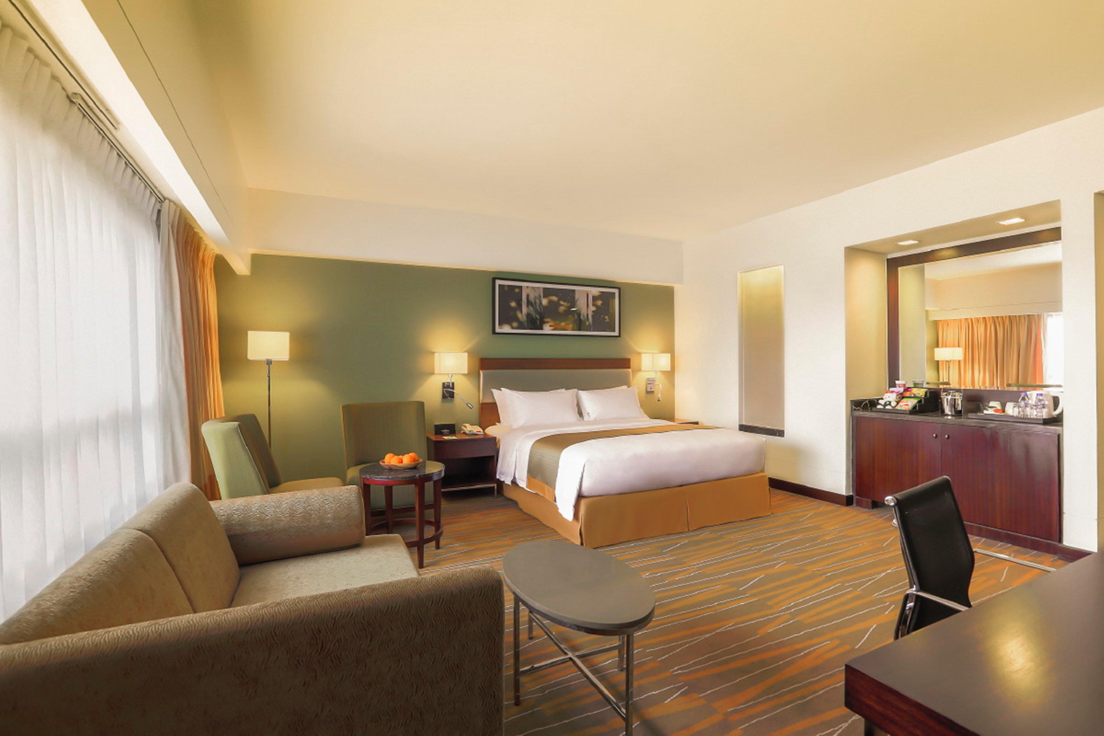 Holiday Inn & Suites Makati By Ihg Makati City Exteriér fotografie Suite