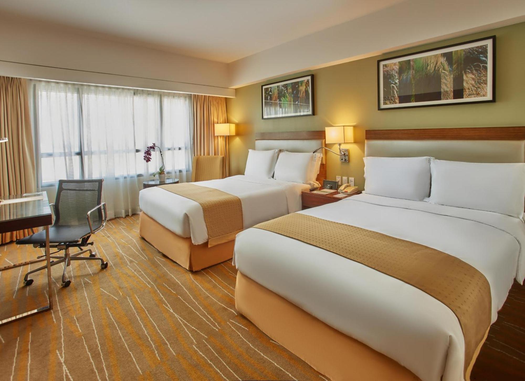 Holiday Inn & Suites Makati By Ihg Makati City Exteriér fotografie Deluxe Room