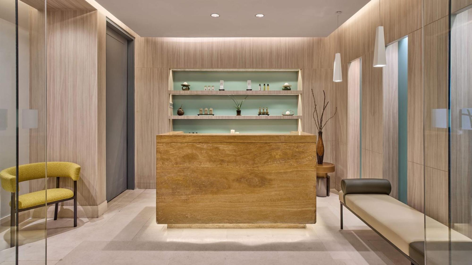 Holiday Inn & Suites Makati By Ihg Makati City Exteriér fotografie