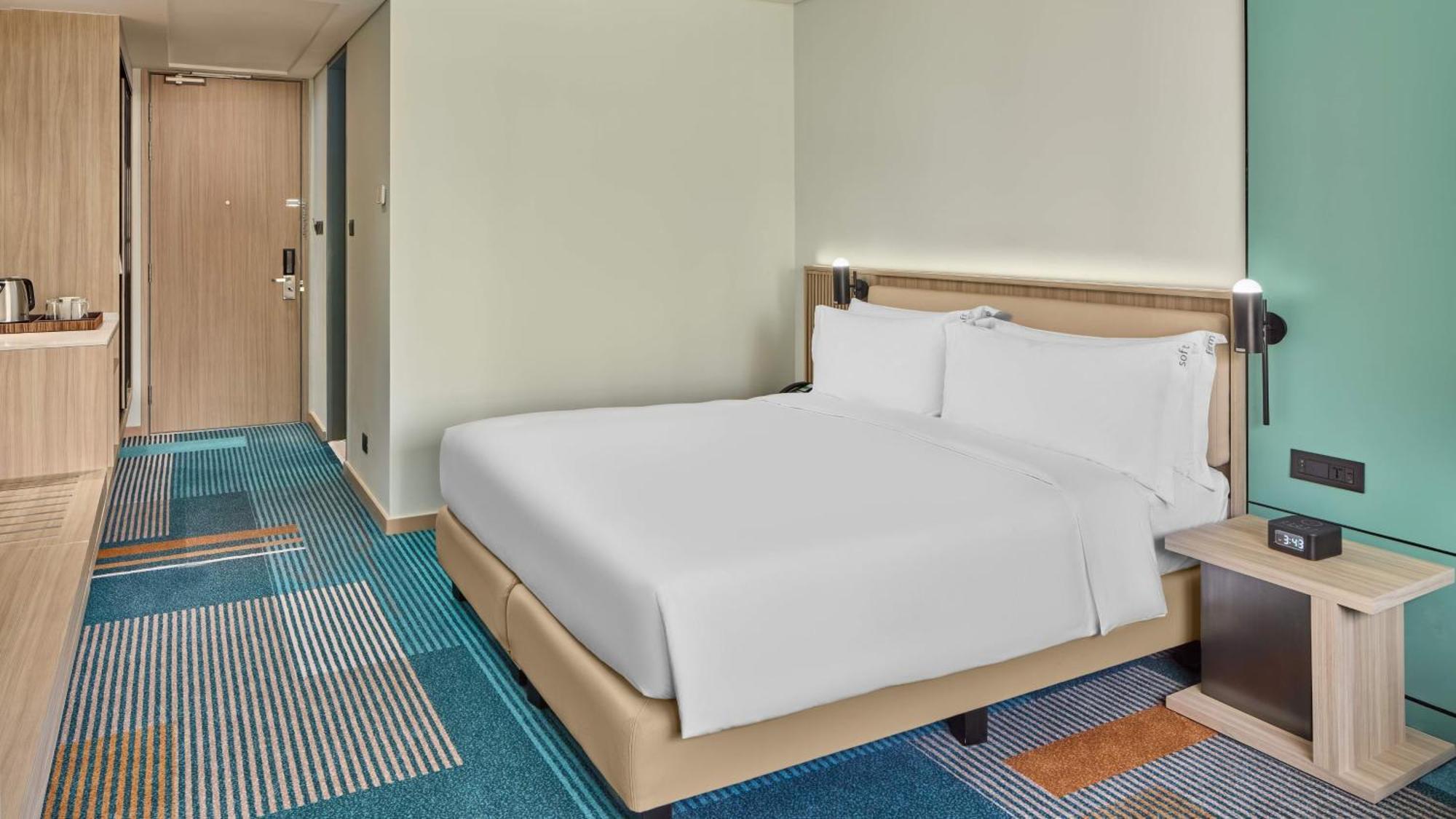 Holiday Inn & Suites Makati By Ihg Makati City Exteriér fotografie